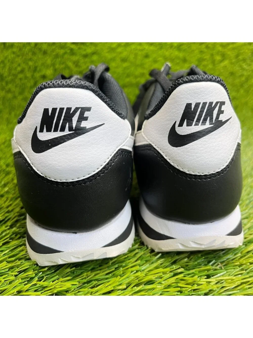Nike Cortez Basic Mens Size 8.5 Black White Athletic Leather Shoes Sneakers